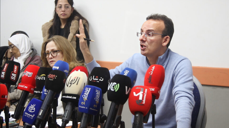 “تهجير قسري”.. سكان حي المحيط بالرباط يستنكرون قرارات الإخلاء والهدم