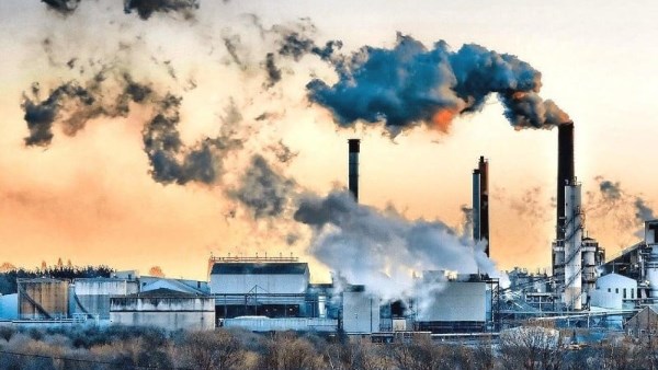 الأمم المتحدة تدعو إلى خفض عاجل لانبعاثات الغازات الدفيئة
