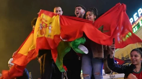“فوكس” يطالب بإلغاء برنامج لتدريس الثقافة المغربية لأبناء الجالية