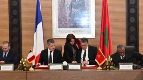 المغرب وفرنسا يلتزمان بتعزيز تعاونهما في المجال القانوني والقضائي
