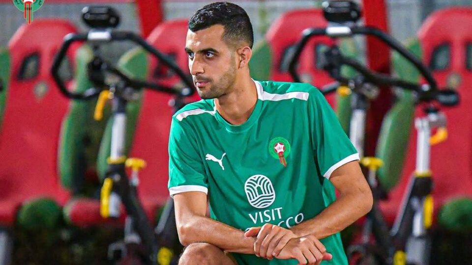 الركراكي يستدعي بلعمري لتعويض حكيمي