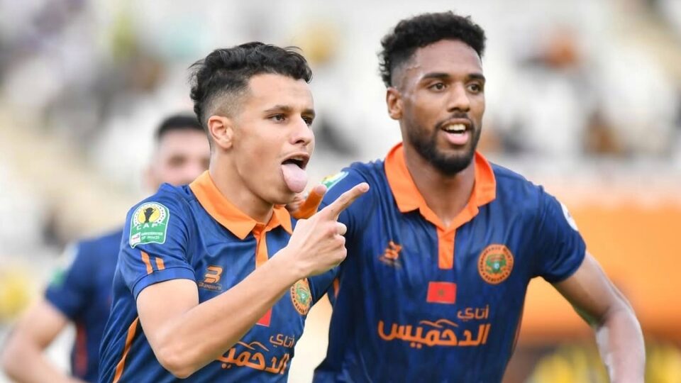 بهدف الرياحي.. نهضة بركان يضع قدمًا في نصف نهائي الكونفدرالية