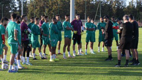 جامعة كرة القدم تؤجل معسكر منتخب المحليين بسبب ضغط المنافسات المحلية