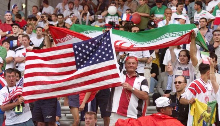 “كرة القدم والسياسة”: مونديال 1998.. إيران تفوز على “الشيطان الأكبر”
