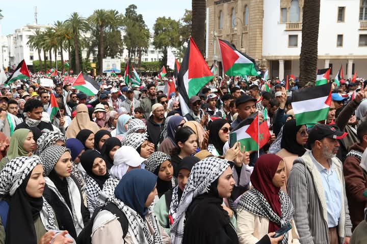 نقابيون وطلبة مغاربة ينضمون إلى “الإضراب العالمي” لوقف إبادة غزة