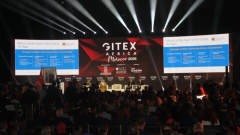 اتفاق لتعزيز الإدماج الرقمي بين وزارة الإدماج الاقتصادي والعملاق السويدي “إريكسون”