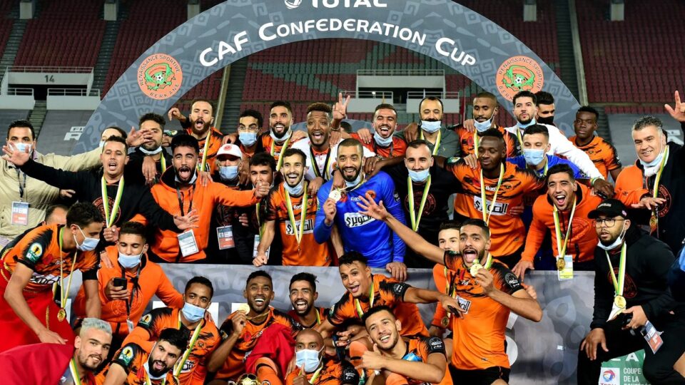 “الكاف” يحدد مواعيد نصف نهائي الكونفدرالية بين نهضة بركان وشباب قسنطينة الجزائري