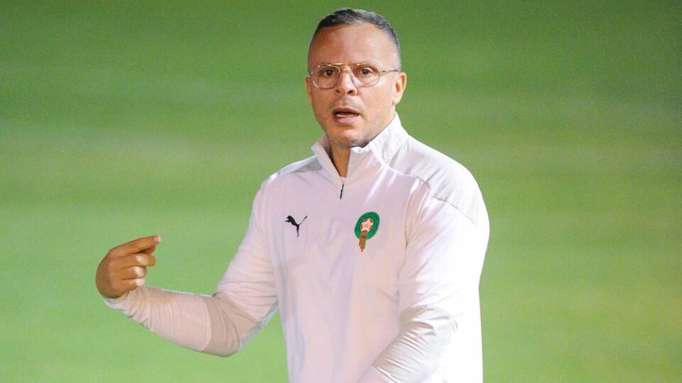 جامعة كرة القدم تعدّل موعد ندوة محمد وهبي بسبب التزامات “الكاف”