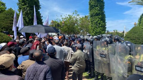رفضا “للتسويف والتمييز”.. المتصرفون التربويون يحتجون ضد برادة