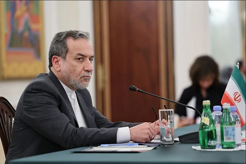 إيران وأمريكا تقتربان من الاتفاق
