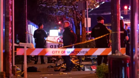 كندا.. قتلى في حادث اقتحام سيارة لحشود بمهرجان في فانكوفر