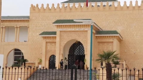 إصدار أمر باعتقال قيادي في التجمع الوطني للأحرار بسبب الاتجار في المخدرات