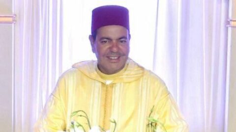 الأمير مولاي رشيد يزور ضريح المولى إدريس الأزهر بمناسبة ختان الأميرين مولاي أحمد ومولاي عبد السلام