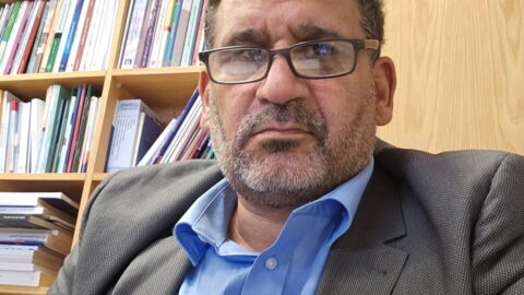 كرنفال سياسي مزيف.. “أو عندما تكتري الاحزاب جماهيرها”