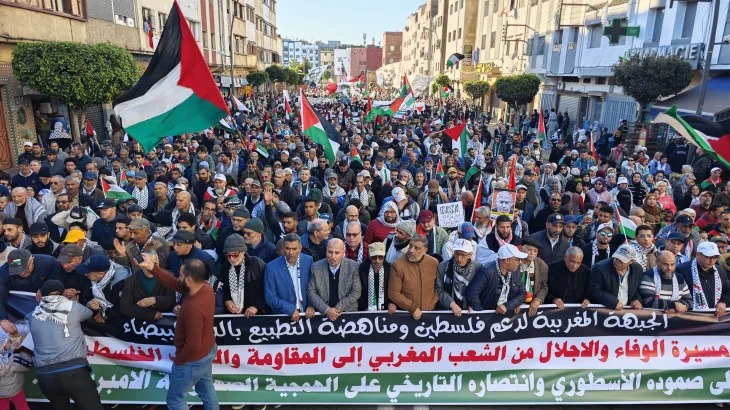 المغاربة يحيون “ذكرى النكبة” بمظاهرات شعبية ومسيرة في الدار البيضاء