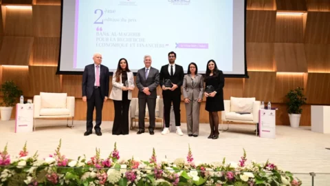 تتويج 3 فائزين جائزة بنك المغرب للبحث