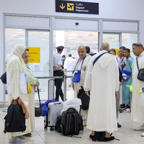الوفد الرسمي للحجاج المغاربة يتوجه إلى الديار المقدسة