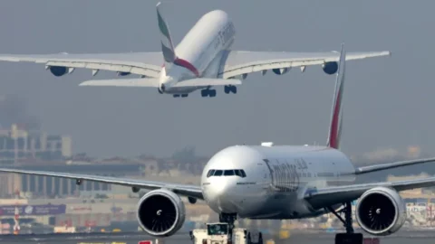 شركات طيران تلغي رحلات إلى الشرق الأوسط بعد الضربات الإسرائيلية على إيران