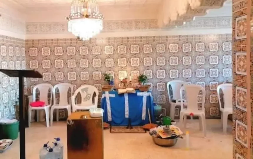 كنائس عشوائية بالبيضاء.. لفتيت: نبهنا إلى أنها “غير قانونية” وحذرنا الأجانب من زيارتها