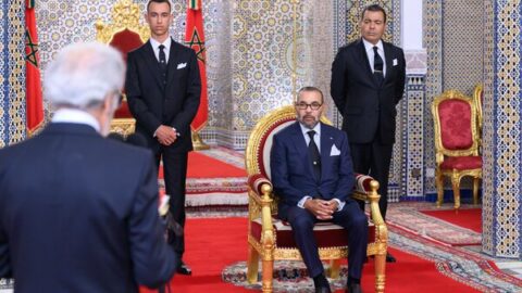 الملك يستقبل الجواهري ويتسلم التقرير السنوي لبنك المغرب