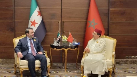 المغرب يعيد فتح السفارة في دمشق