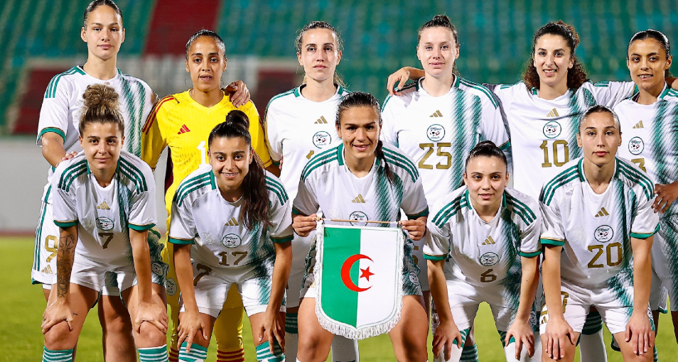 الكاف يفتح تحقيقًا ضد منتخب الجزائر بعد إخفاء شعار المغرب في “كان” السيدات