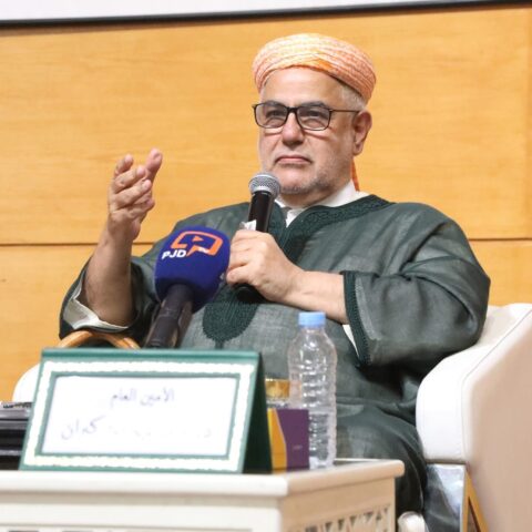 محذرا من المتاجرة بأصوات الناخبين.. ابن كيران: من يبيع صوته مقابل المال “خائن”