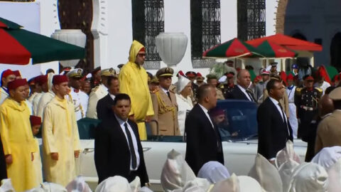 الملك يترأس حفل الولاء بالقصر الملكي بتطوان