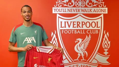 ليفربول يتعاقد مع المهاجم الفرنسي أوغو إيكيتيكي