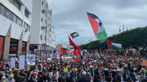 المغاربة ينخرطون في الحراك العالمي ضد التجويع في غزة بمسيرة في الرباط