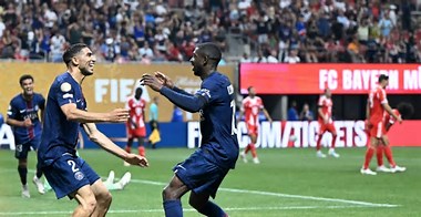 مونديال الأندية.. سان جرمان بتسعة لاعبين يتغلب على بايرن ويبلغ نصف النهائي