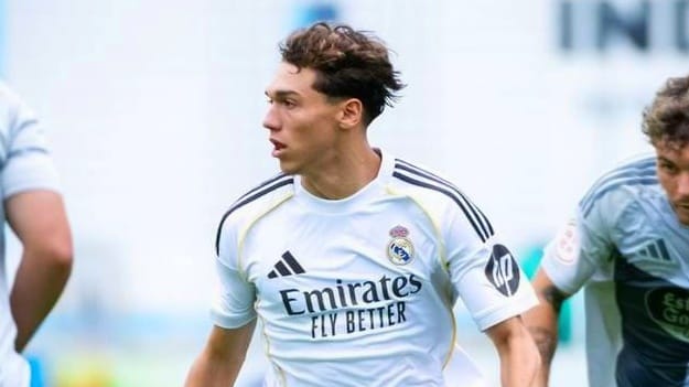 ريال مدريد يقترب من تجديد عقد الموهبة المغربية تياغو بيتارش
