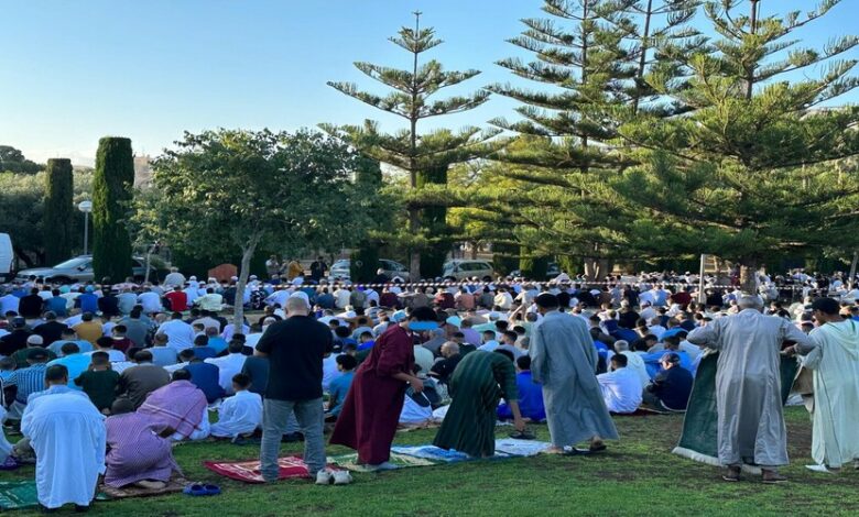 “إسلاموفوبيا مؤسساتية”.. بلدية إسبانية تحظر الاحتفال بأعياد المسلمين والكنيسة تندد