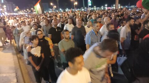 مسيرة شعبية بطنجة دعما لغزة ورفضا للإبادة وسياسة التجويع الإسرائيلية