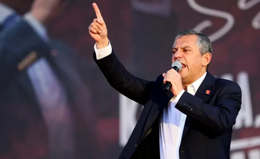 القضاء التركي يؤجل حكما بحل قيادة حزب الشعب الجمهوري المعارض