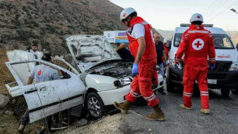 الجيش الإسرائيلي يعلن قصف مخزن أسلحة لحزب الله في جنوب لبنان