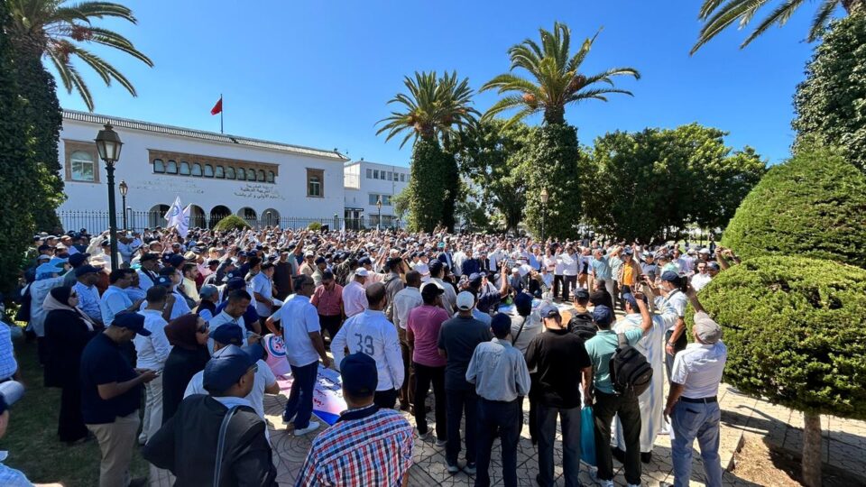 المتصرفون التربويون يلوّحون بالتصعيد والاحتقان يهدد الموسم الدراسي الجديد