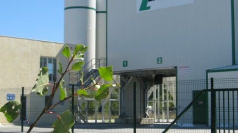 محاكمة شركة لافارج الفرنسية بتهمة تمويل الإرهاب في سوريا