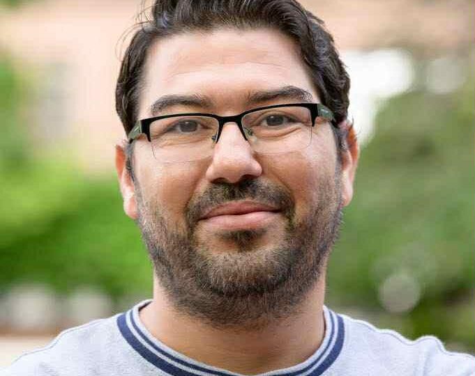 جيل Z في أمريكا.. هوية سائلة في زمن التحولات الكبرى