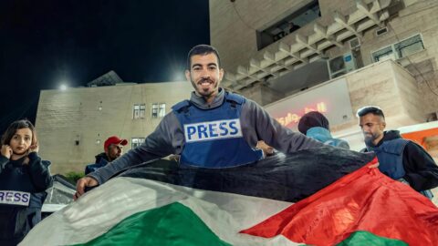 بعد فرحته بوقف إطلاق النار… استشهاد الصحافي صالح الجعفراوي في غزة