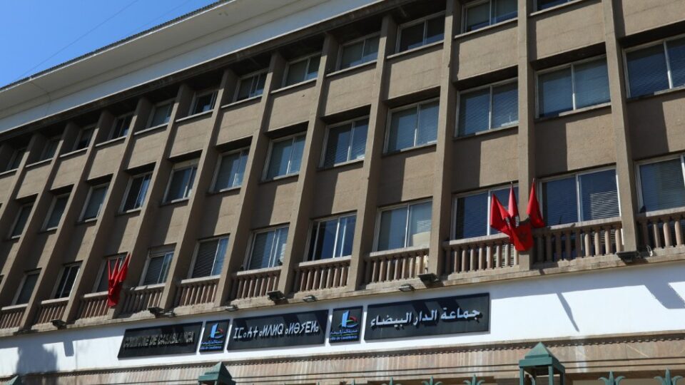 “فضيحة” عقارية بالدارالبيضاء تثير “شبهة السطو” على الأملاك العامة