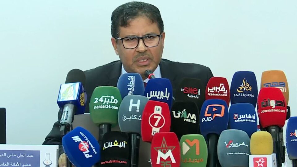 “يهدف لبلقنة المشهد السياسي”.. العدالة والتنمية يطالب بإلغاء القاسم الانتخابي