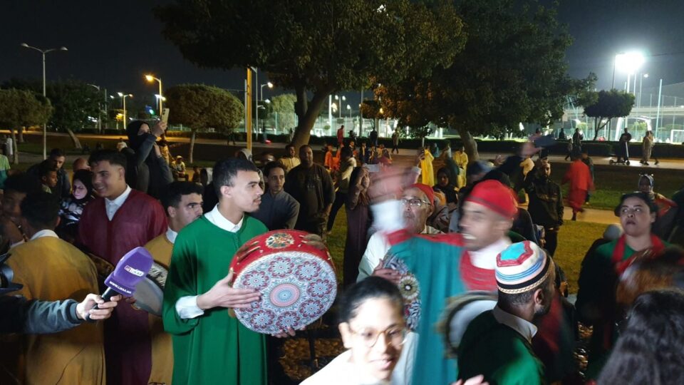 ليلة اختلطت فيها الأفراح بالأهازيج.. سلا تحتفل بقرار مجلس الأمن حول الصحراء المغربية