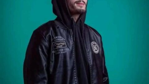 بسبب مقاطع غنائية.. متابعة مغني الراب “بوز فلو” في حالة اعتقال