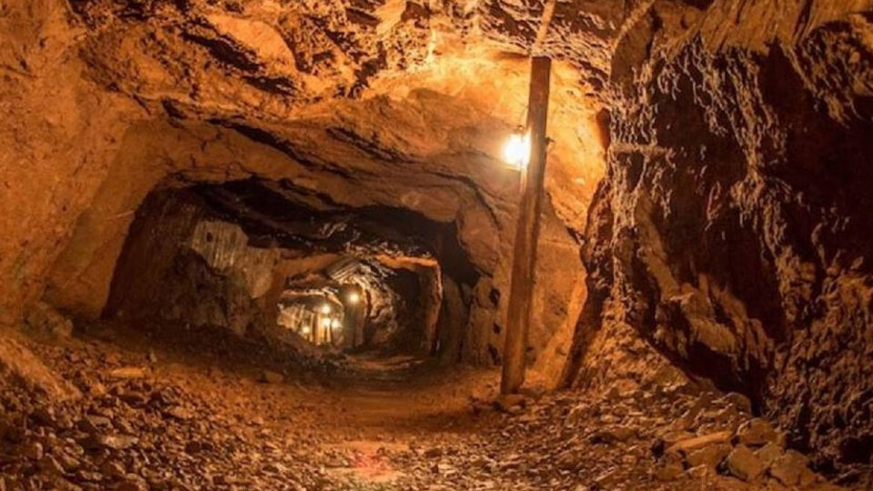 32 قتيلا على الأقل في انهيار منجم بالكونغو