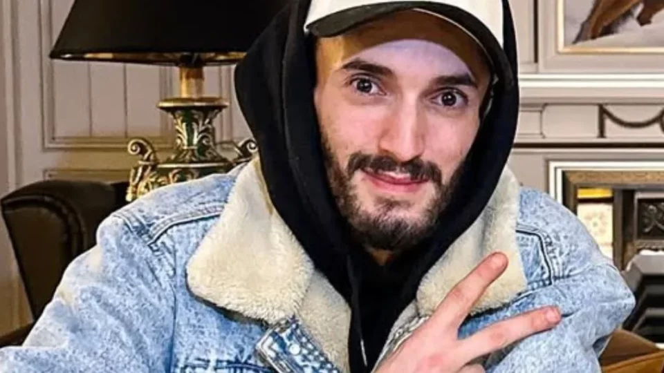 بشرط دفع 10 ملايين سنتيم.. ابتدائية صفرو تقرر متابعة “بوز فلو” في حالة سراح