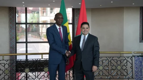 المغرب والسنغال يجددان تأكيد رغبتهما في تعزيز شراكتهما الاستراتيجية