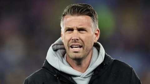 ولفرهامبتون يتعاقد مع المدرب الويلزي إدواردز سعيا لتفادي الهبوط