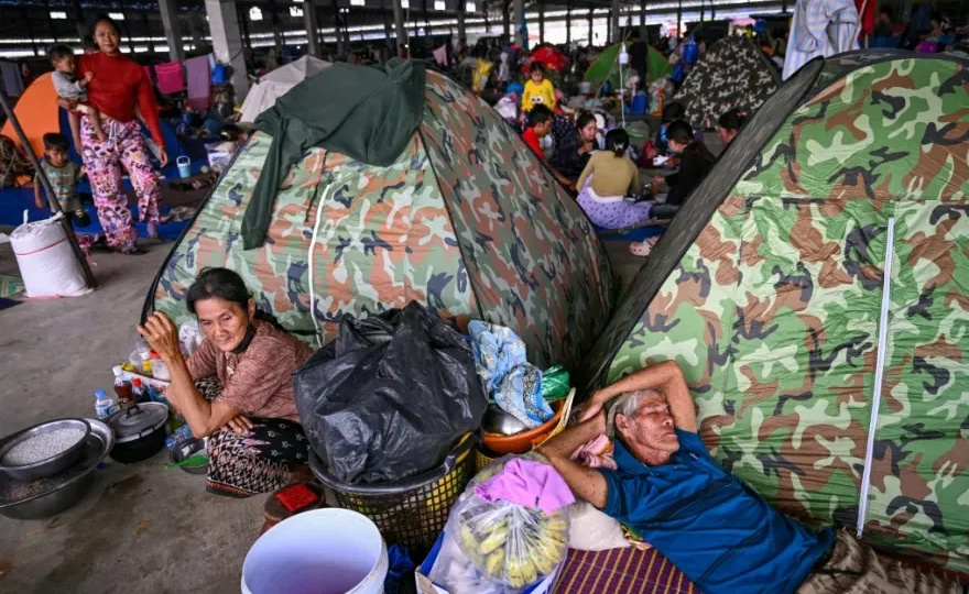 كمبوديا تتهم تايلاند بشن ضربات في مناطق تضم معابد تاريخية