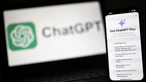 هيمنة “أوبن إيه آي” في سوق الذكاء الاصطناعي تهتز